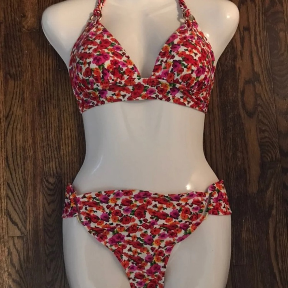 Size Small, never worn floral bikini, no tags